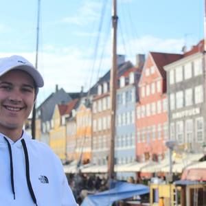 Meet your Posher, Brian